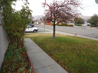 1028 Embassy Cir, Reno, NV 89523