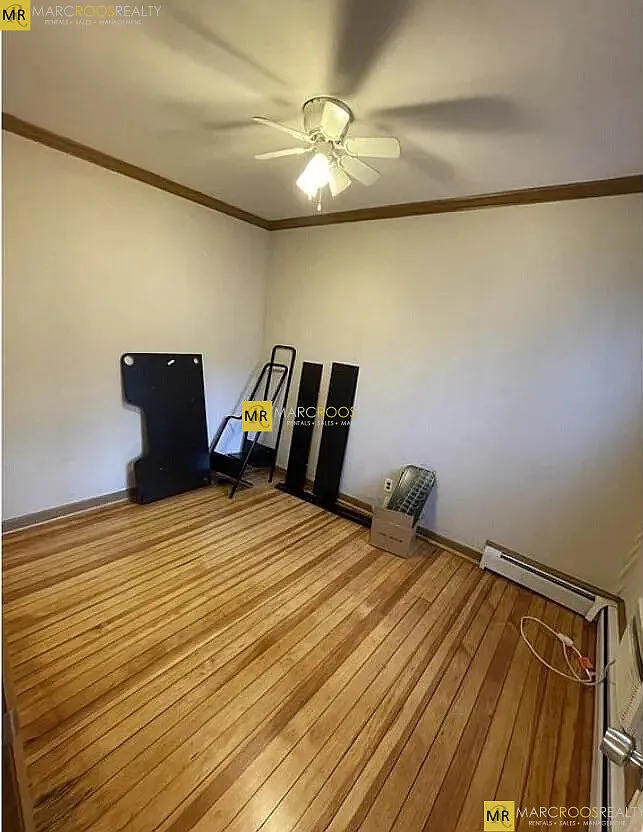 3 bed, 999 sqft, $4,300 — Photo 4
