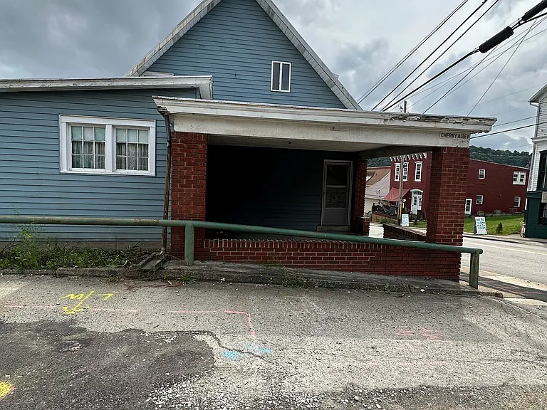 56 S Morgan St — Photo 1