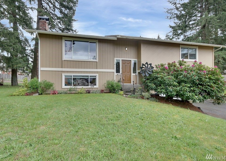 1st image of 506 190th St E