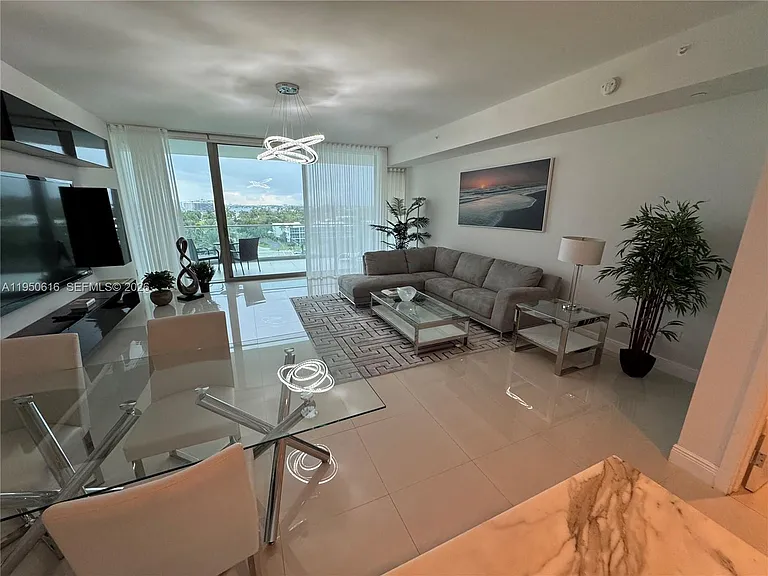 10203 Collins Ave #604 — Photo 2