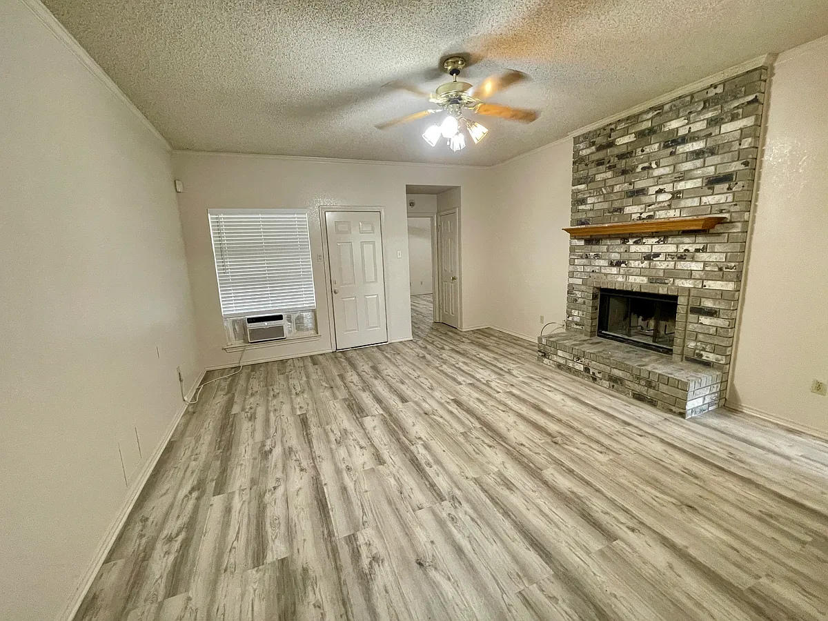 Building Photo - 1724 Ramada Dr