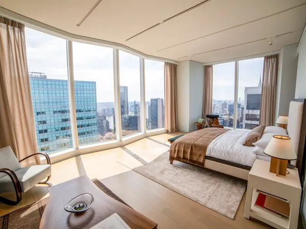 100 East 53rd Street image 9 of 24