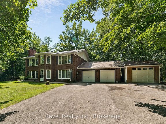 2nd image of 18 Bessie Ave S