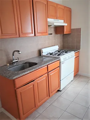 Rented by Voro, LLC | media 22