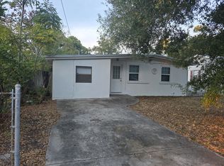 504 6th Ave NW, Largo, FL 33770