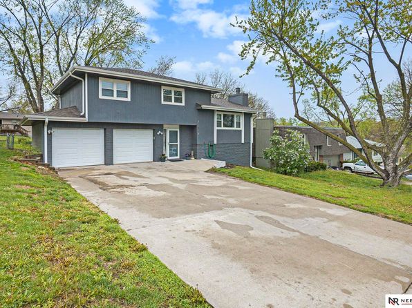 11042 X St, Omaha, NE 68137
