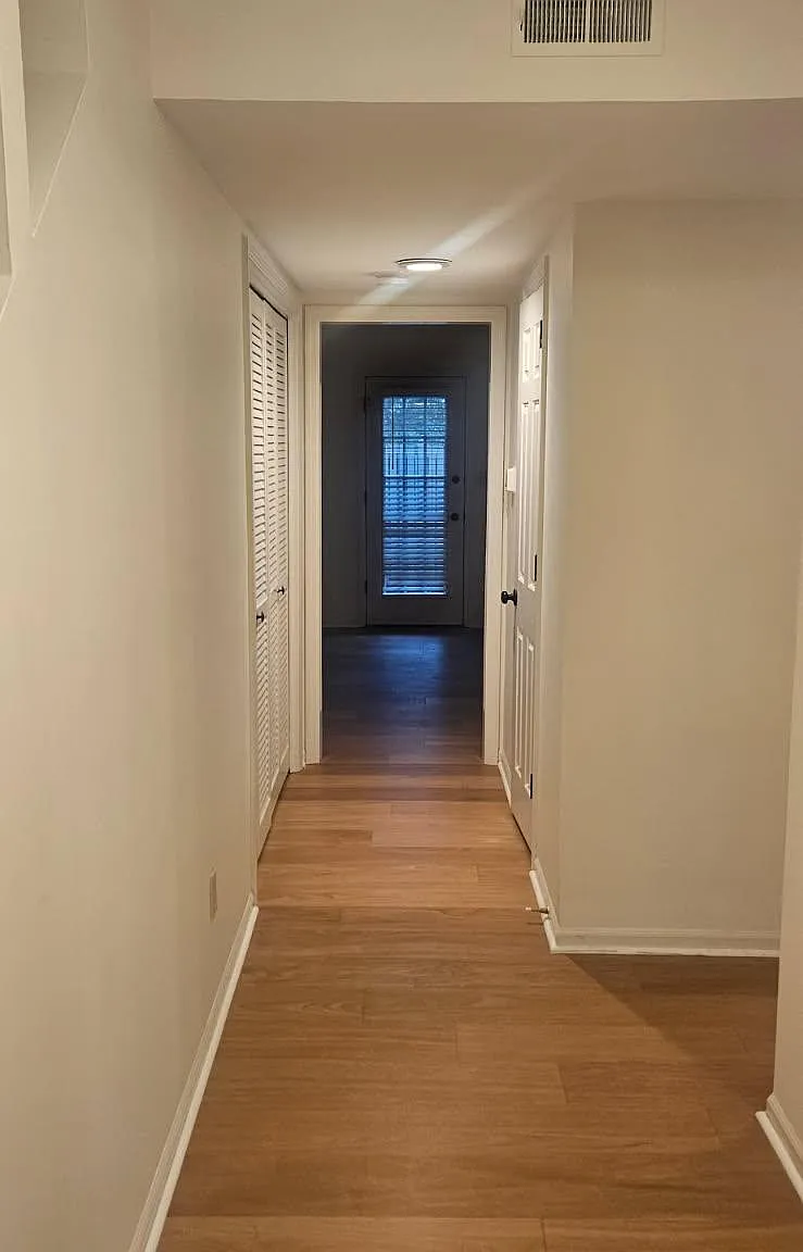 3 bed, 2.5 bath, 1484 sqft, $2,150 — Photo 1