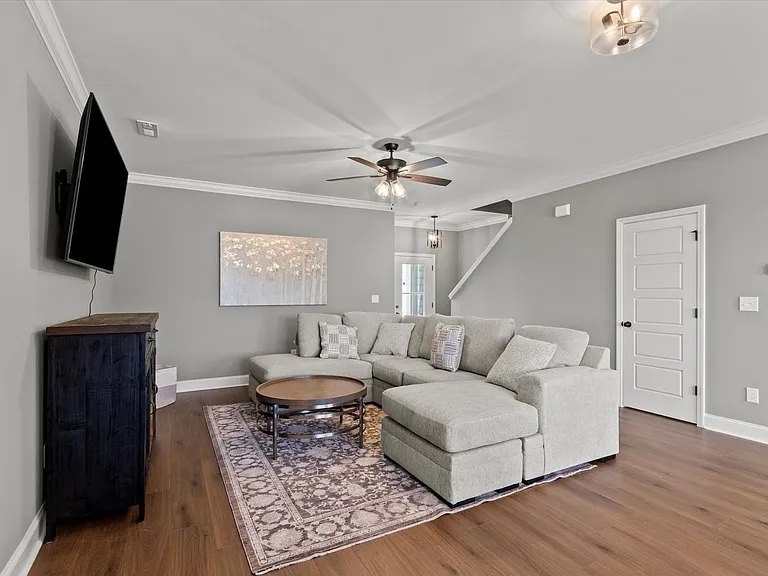 169 Susan Lynn Dr — Photo 6