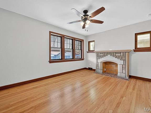 2nd image of 5949 Era Ave