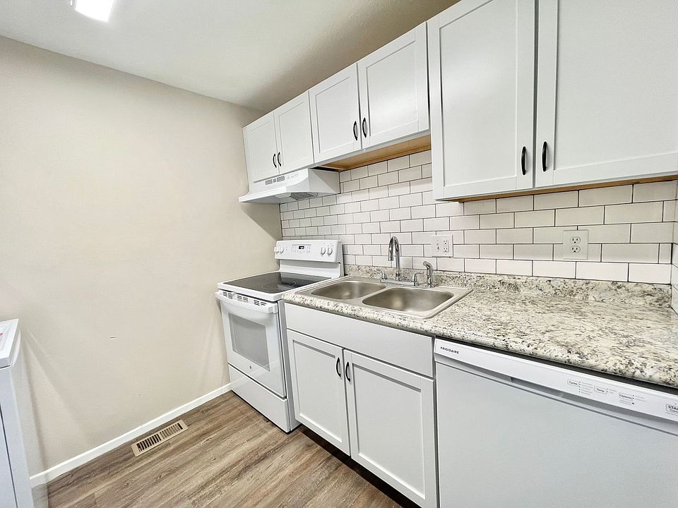 1st image of 5520 Beavercrest Dr APT 14