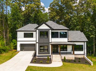 535 Michael Cir, Monroe, GA 30655