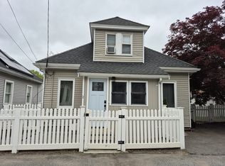 2 Neponset Pl, Canton, MA 02021