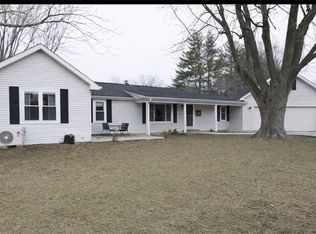 3028 N County Road 150e, Mattoon, IL 61938