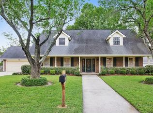 22 Belle Helene Dr, Destrehan, LA 70047