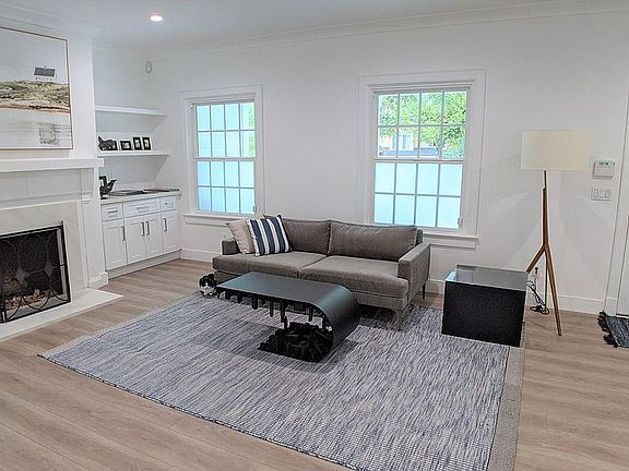 4th image of 4603 Commonwealth Ave
