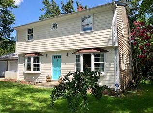 1 Restmere Ter, Middletown, RI 02842