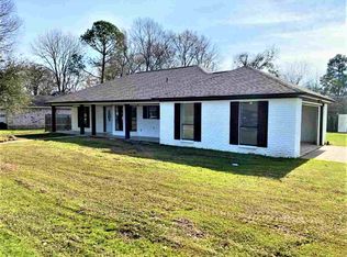 300 Short Leaf Cir, New Boston, TX 75570