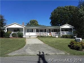 1st image of 2204 Sunset Dr