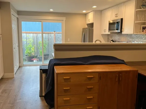 418 14th St SW, Puyallup, WA 98371