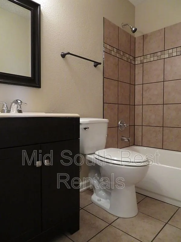 5176 Walton Lake — Photo 4