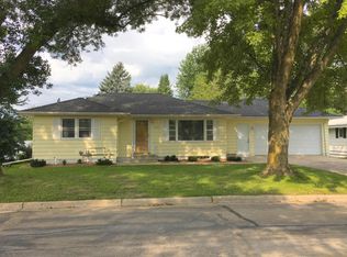 1333 Garfield Ave, Albert Lea, MN 56007