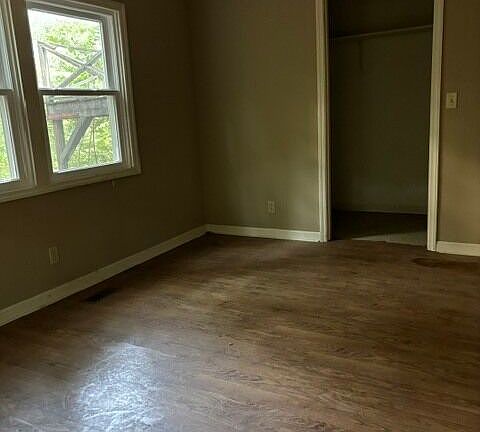 5th image of 268 Atlanta Ave