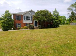 2547 Killarney Ct, Clarksville, TN 37042