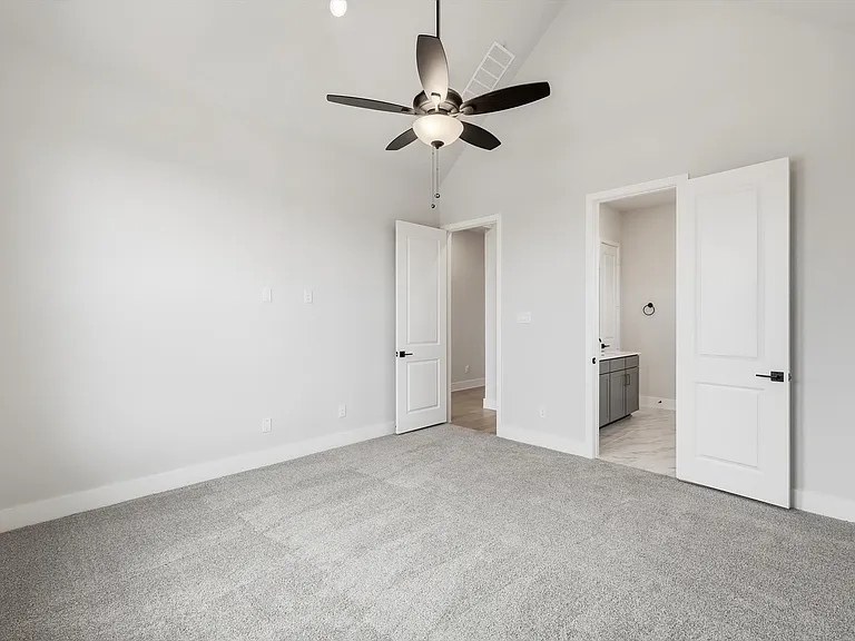 7243 Farley St — Photo 37