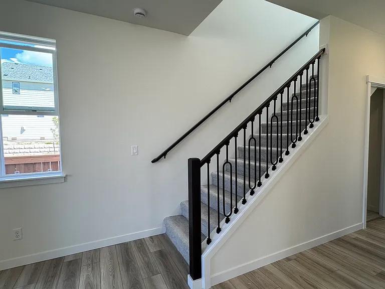 4928 88th Dr NE — Photo 5