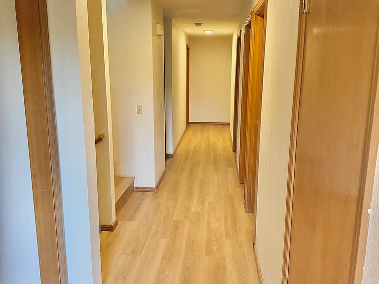 2120 NE 54th St — Photo 13