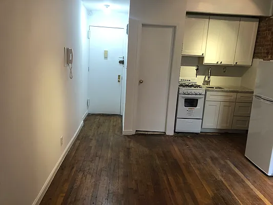 Rented by Banaco Property Group LLC | media 13