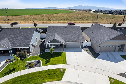 Thayer Farms Rental Homes Photo 1