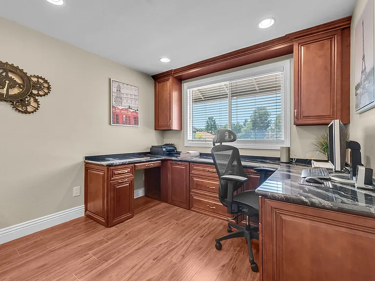 4608 Golden Ridge Dr — Photo 25