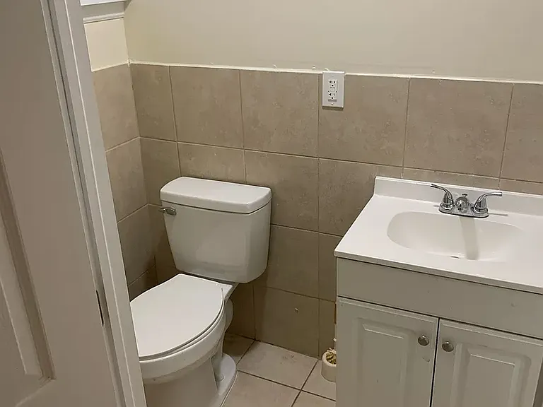 84 Market St #9 — Photo 6