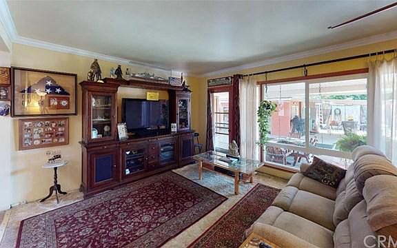 5th image of 3134 Lomina Ave