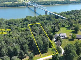 30 River Edge Rd, Brandenburg, KY 40108