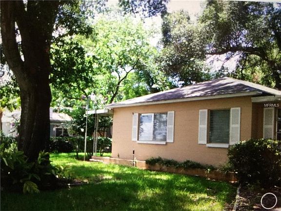 3rd image of 352 Lake Annie Dr
