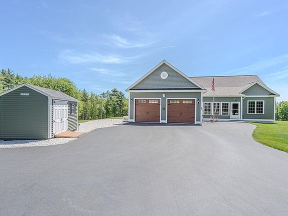3rd image of 28 Catamount Road