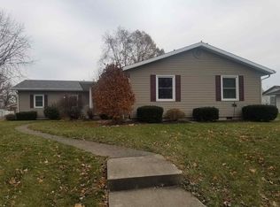 627 S High St, Winchester, IN 47394