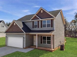 141 Hickory Creek Ct, Winston Salem, NC 27107