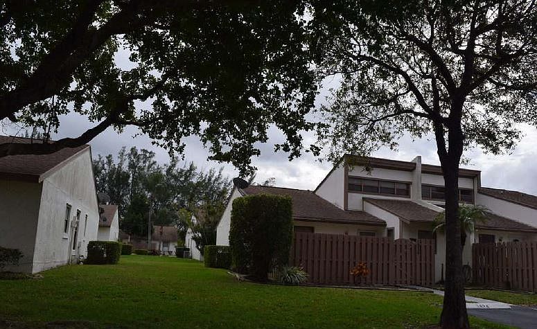 2nd image of 1934 Monks Ct