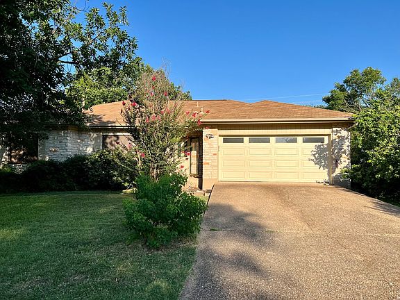 2nd image of 11403 Oak Knoll Dr