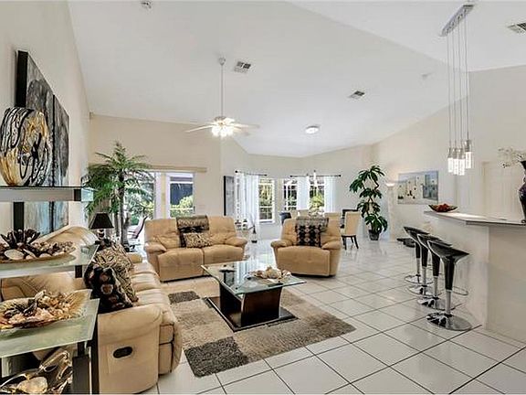 4th image of 2718 SW 46th St