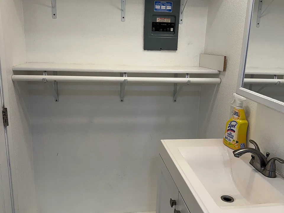2730 Kadota St