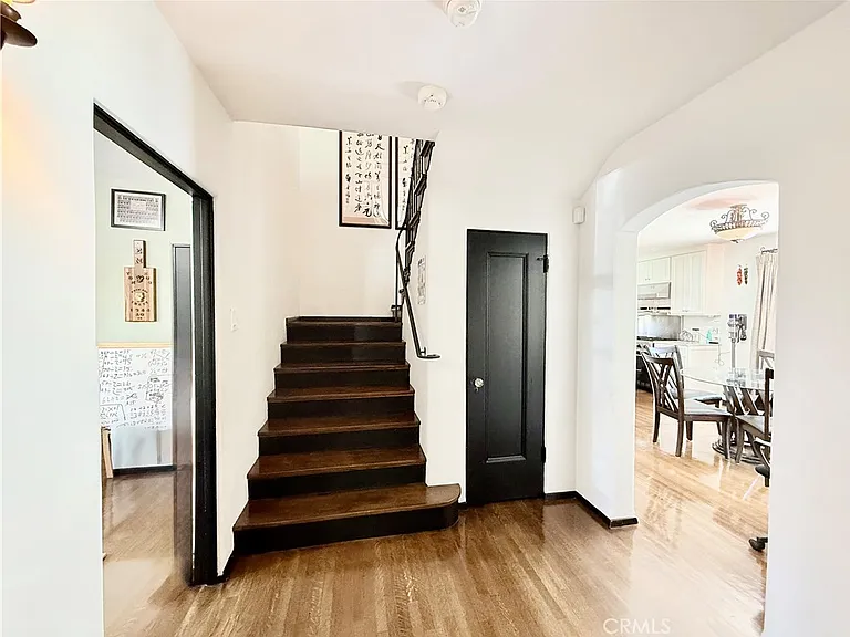580 S Berkeley Ave — Photo 12