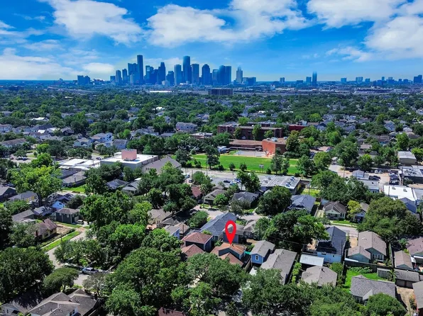 1114 W Cottage St, Houston, TX 77009