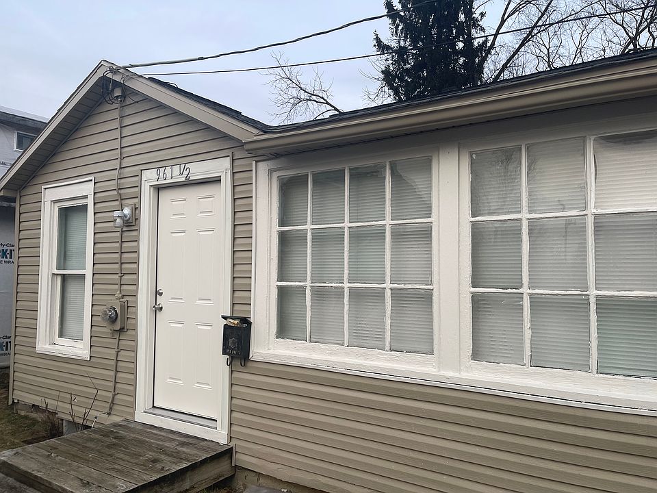 1st image of 961 Half Home Ave