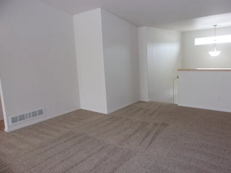 3134 8th St NE — Photo 49