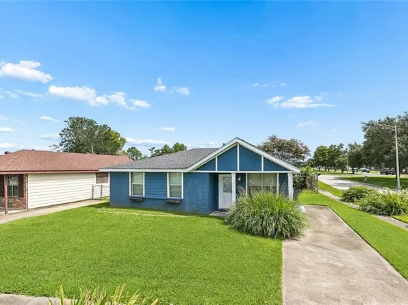 100 Winnona Dr, Avondale, LA 70094